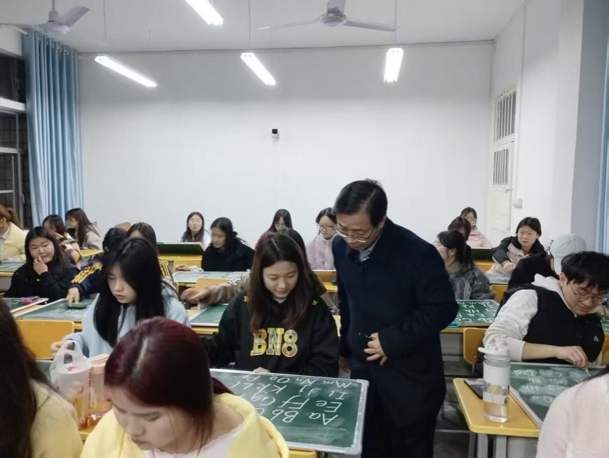 fabdbe97dc9a4d126a7a11935a9dc4d