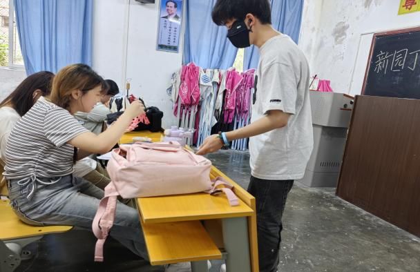 图示, 示意图
中度可信度描述已自动生成:ver1